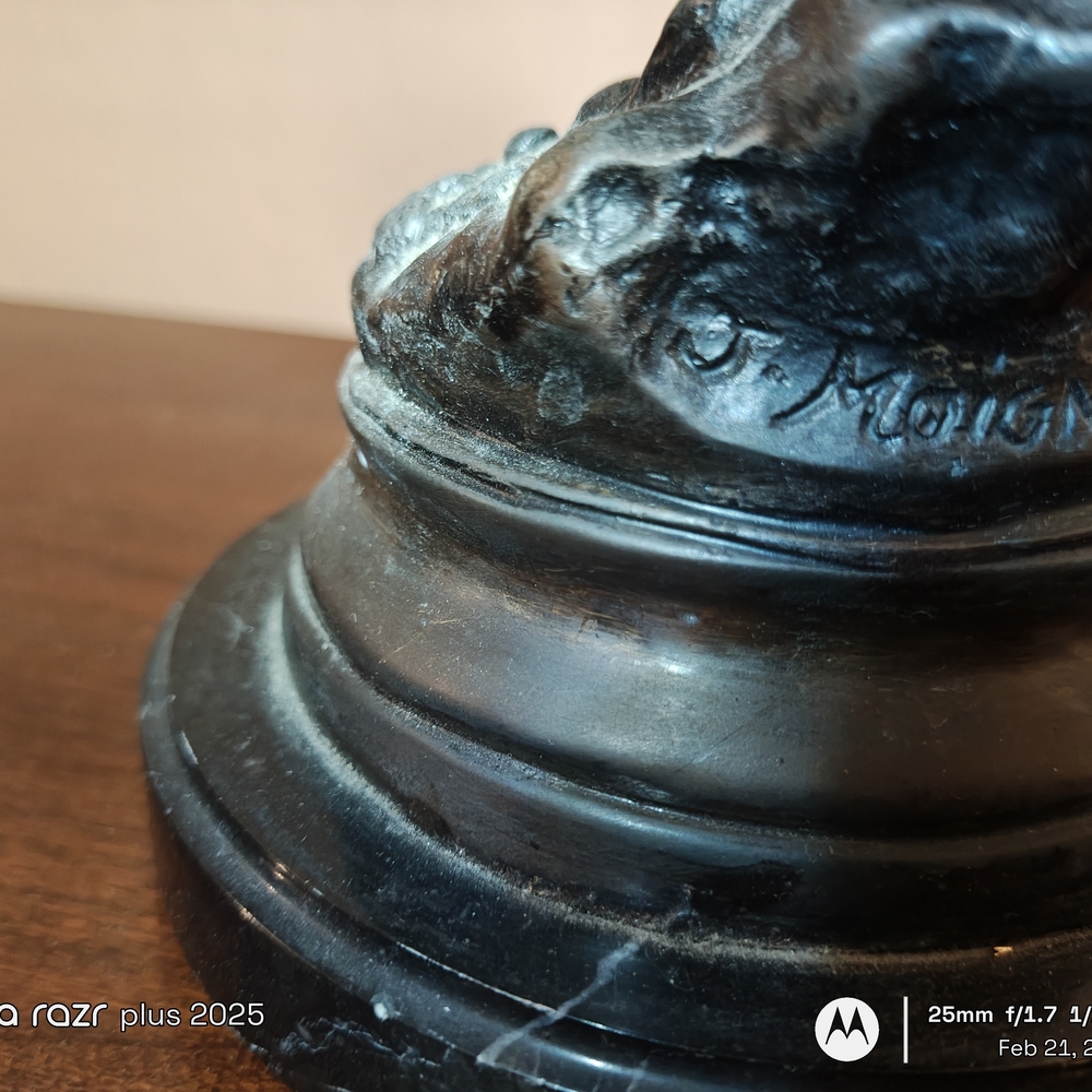 Elegant Black Sculpture by